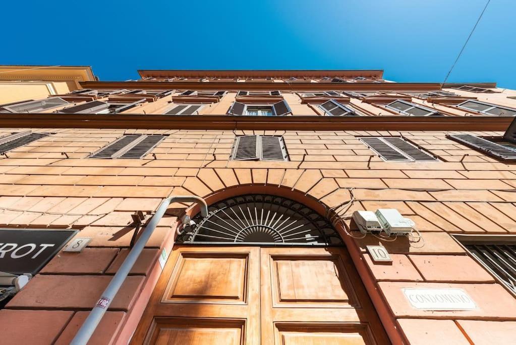 Apartment Colosseum Number Sixteen *